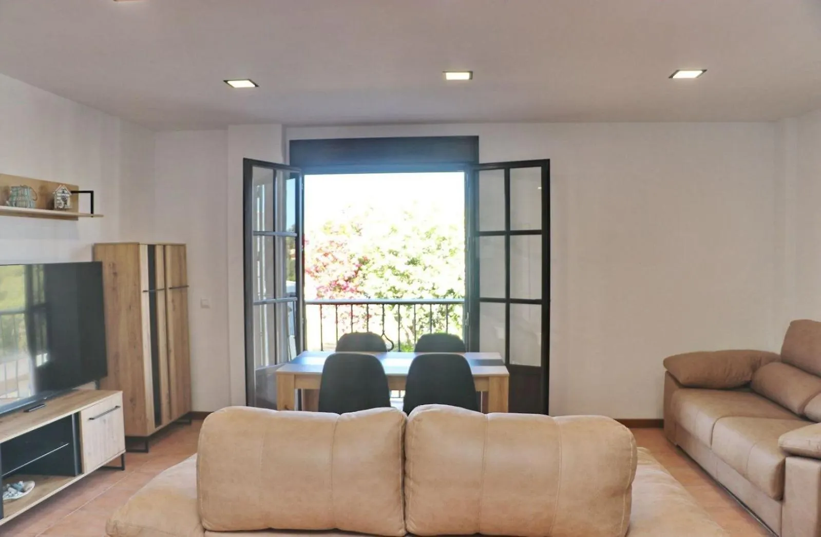 Apartamento Lirio Кониль-де-ла-Фронтера 0*,  Испания